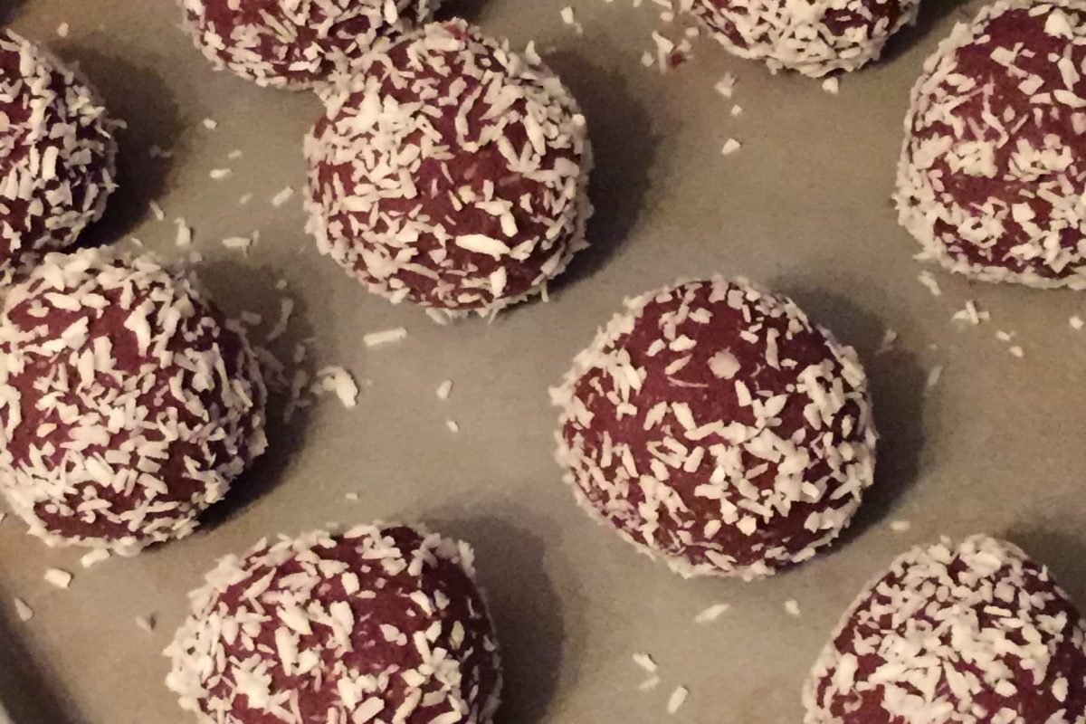 Chocolate Protein Balls